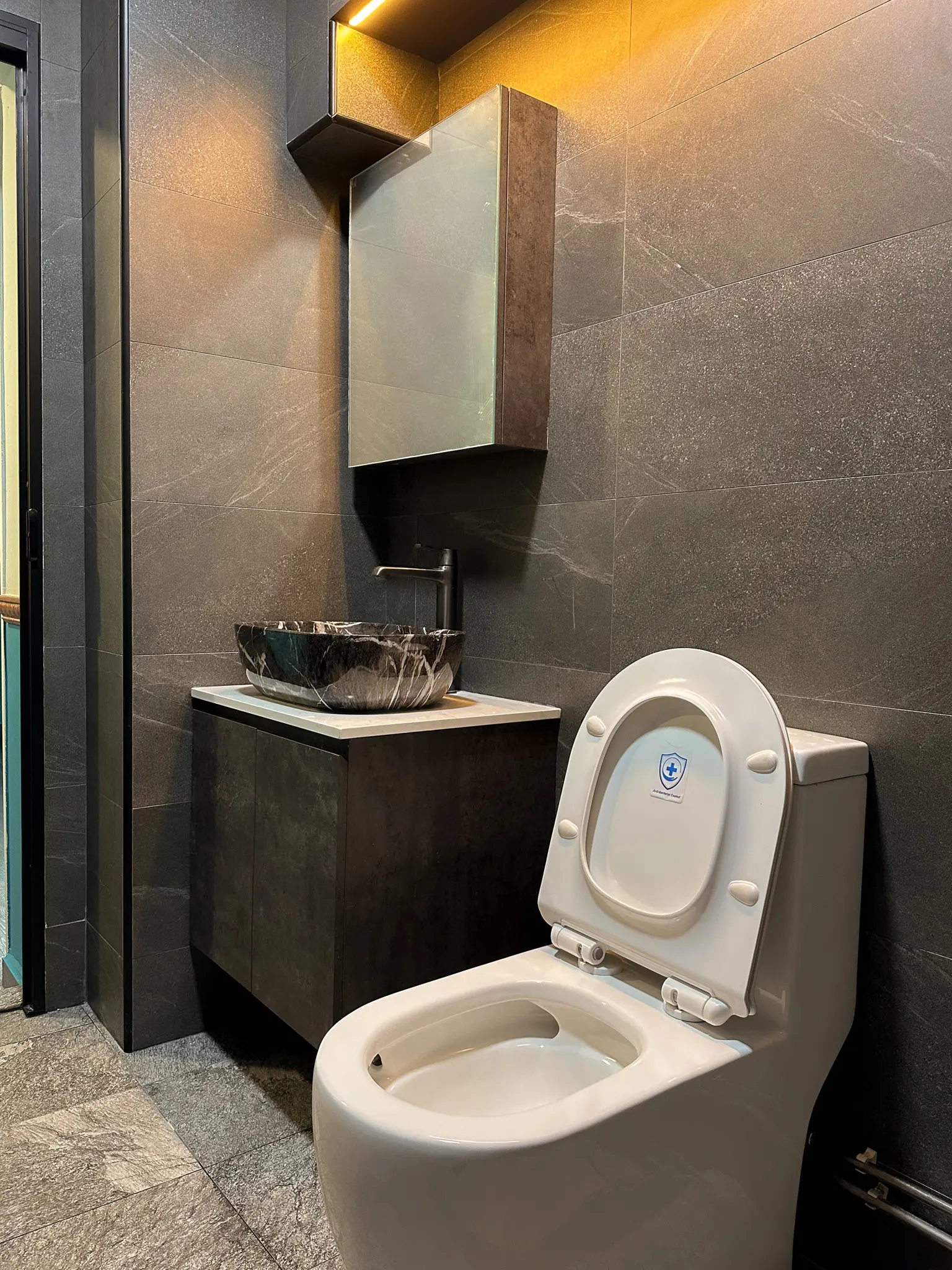 Groove Interior - Modern / Contemporary - Common Bathroom - Resale HDB - $37,500
