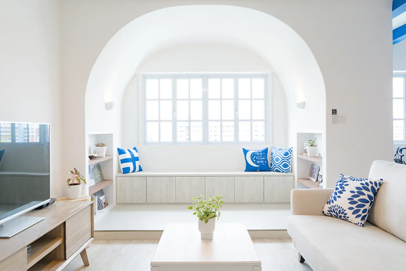 Triz Arte - Artistic / Eclectic - living hall - Resale HDB - $80,000