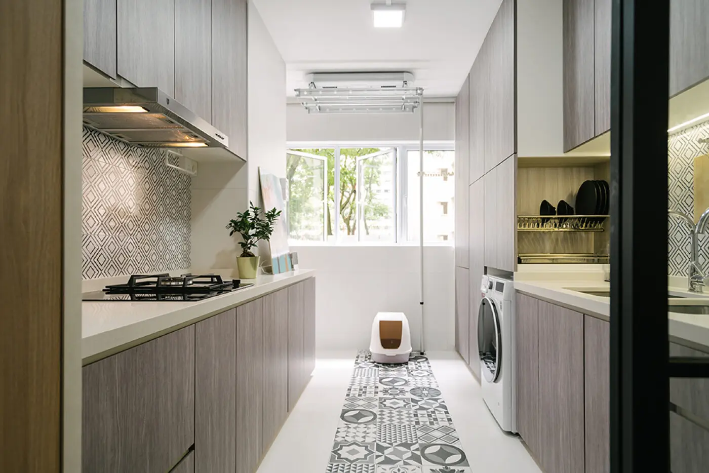 Triz Arte - Minimalistic / Scandinavian - kitchen - Resale HDB - $120,000